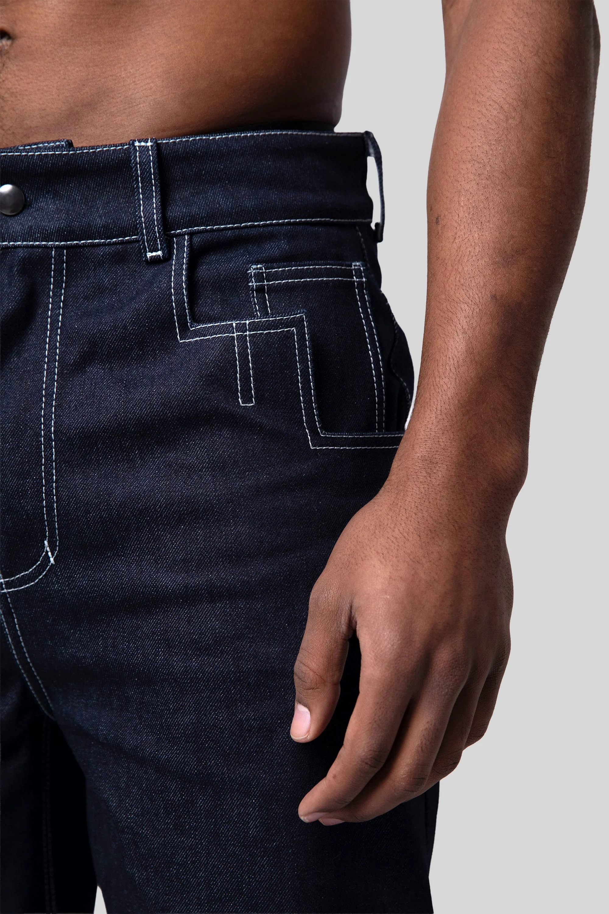 4Front Jean - Image 11
