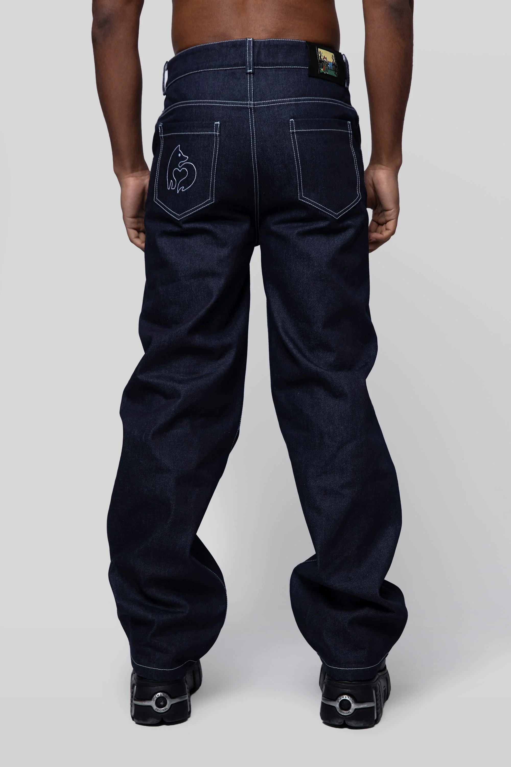 4Front Jean - Image 6