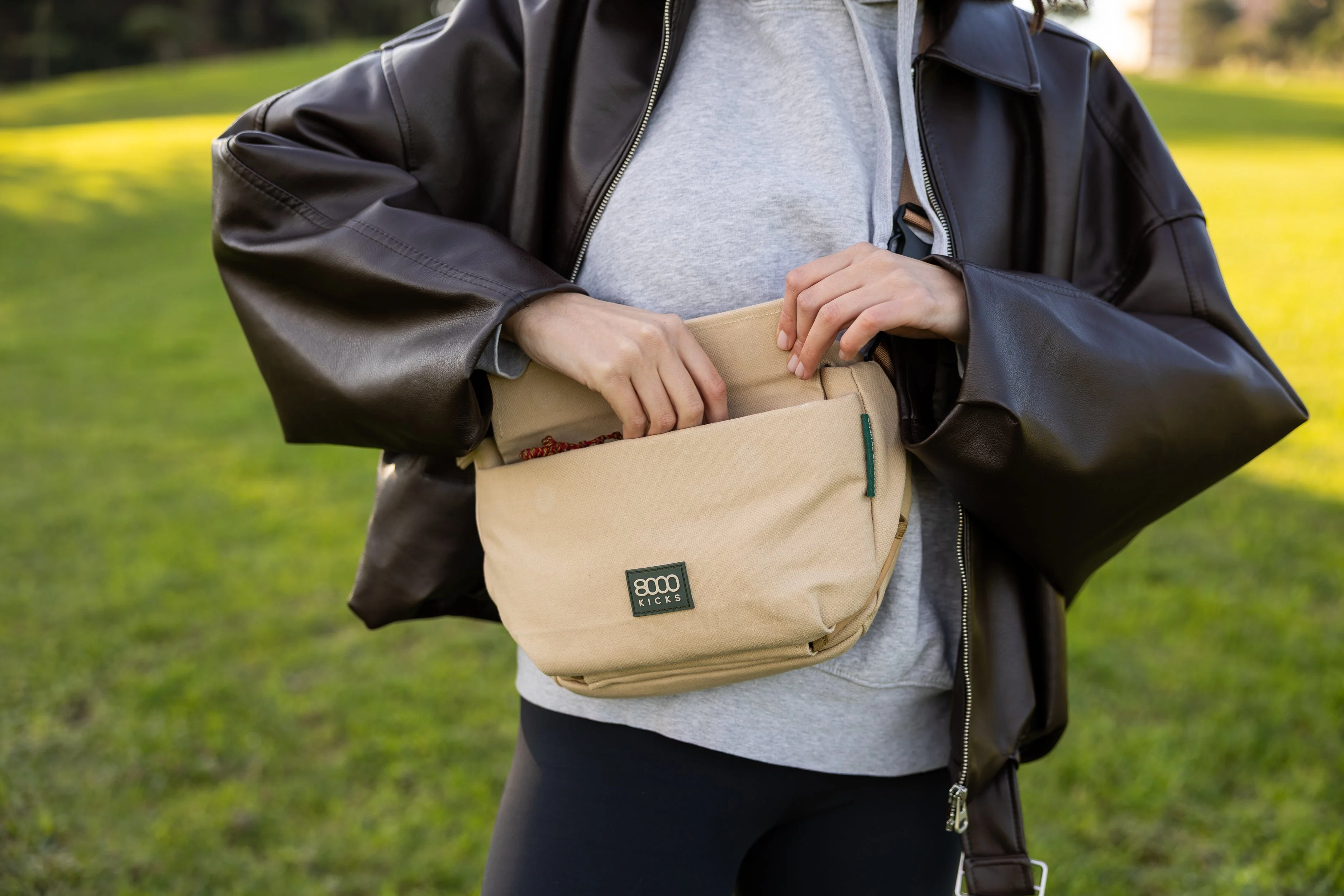 6L Travel Sling in Beige - Image 4