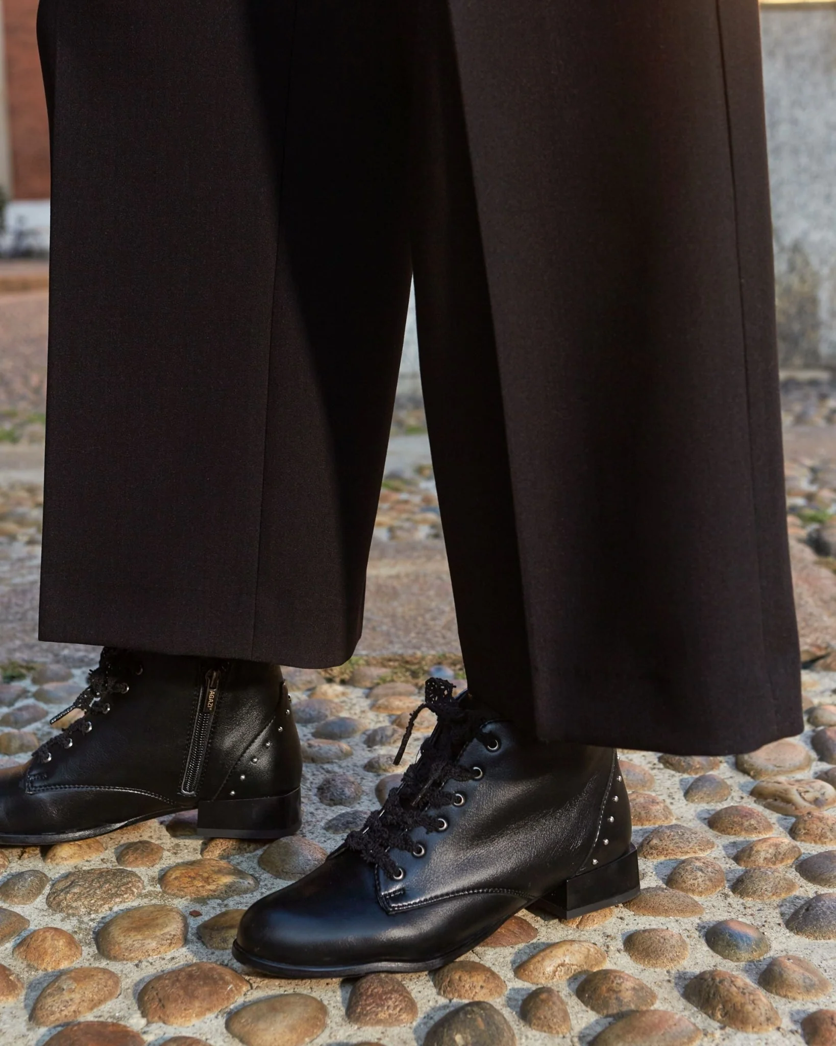ALEX plant-based boots - Image 4