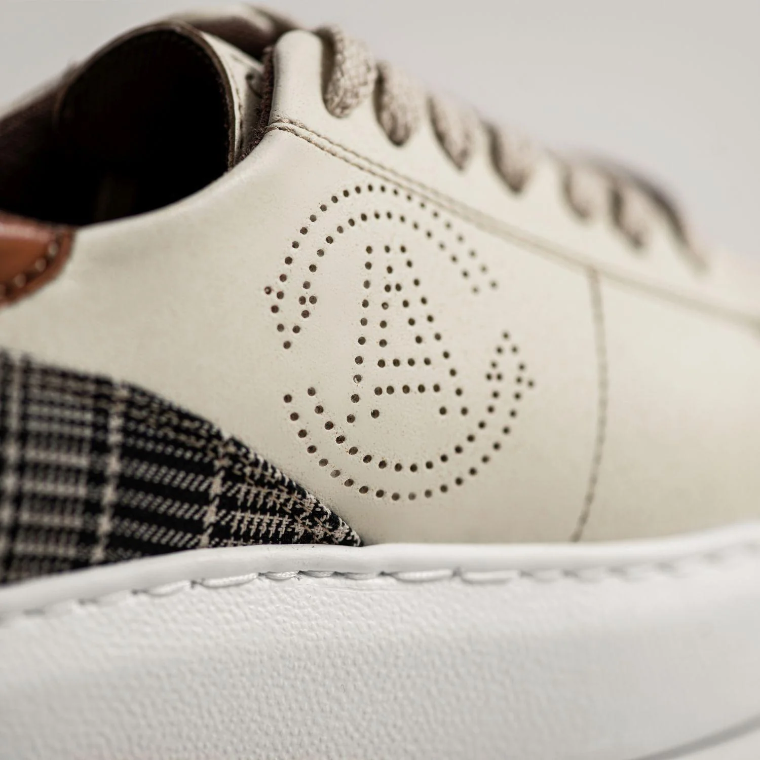 Apple & corn sneakers JANE - caramel - Image 6