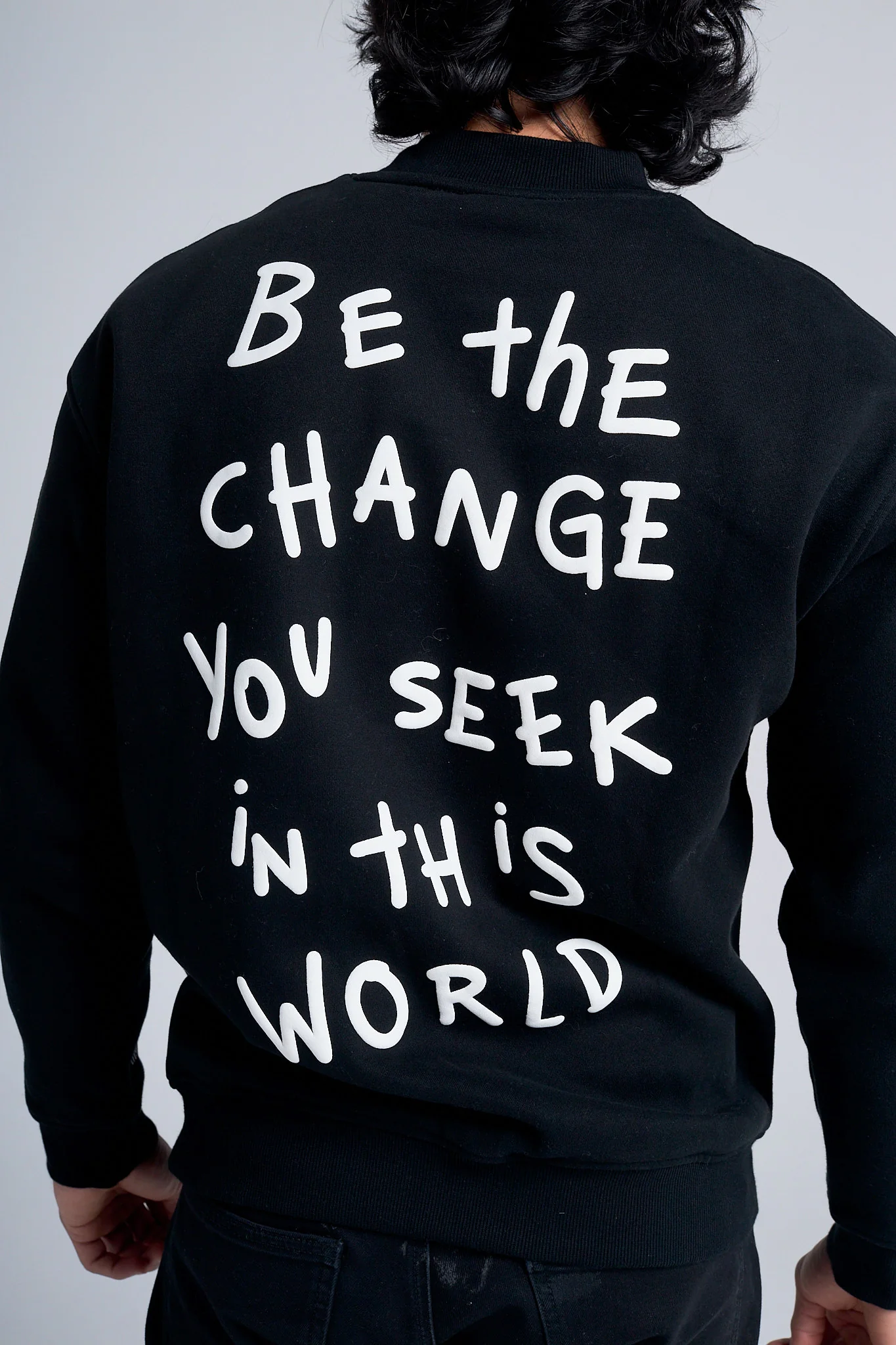 Be the change sweater - Image 4