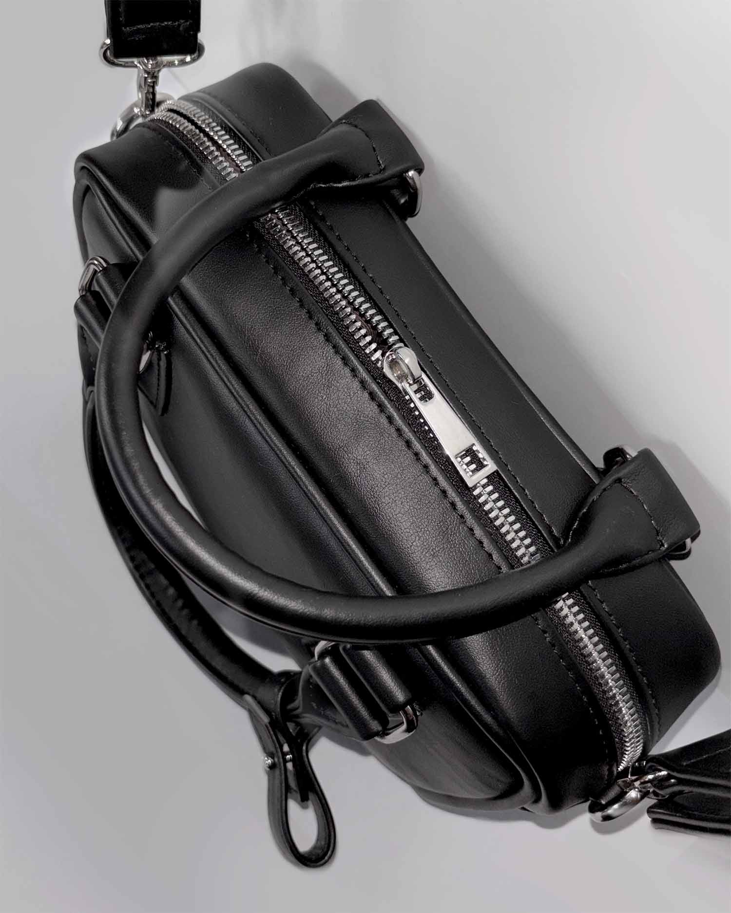 Boxy Bag corn leather mini box bag - Image 4