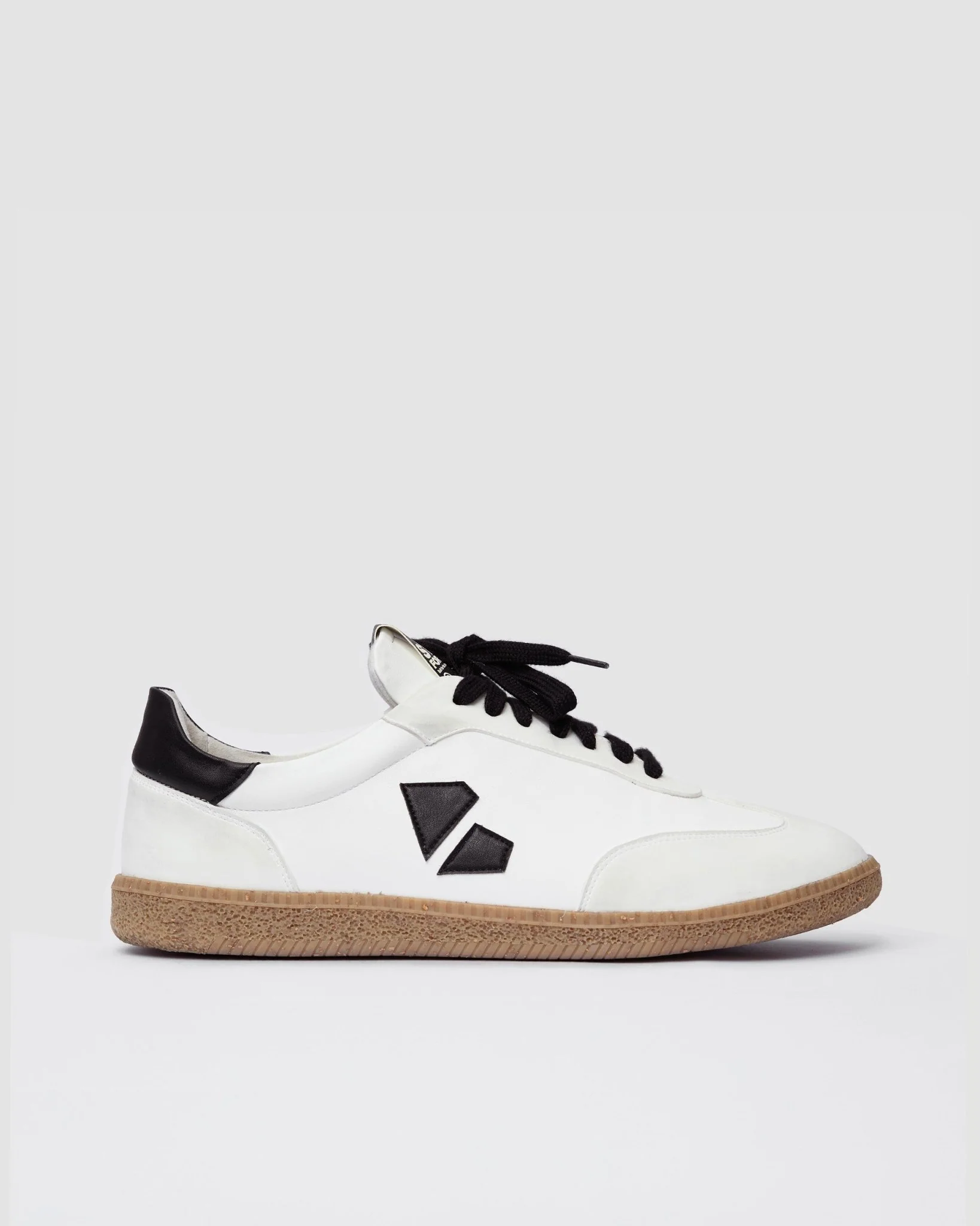 Brava Sneakers White Black Men - Image 9