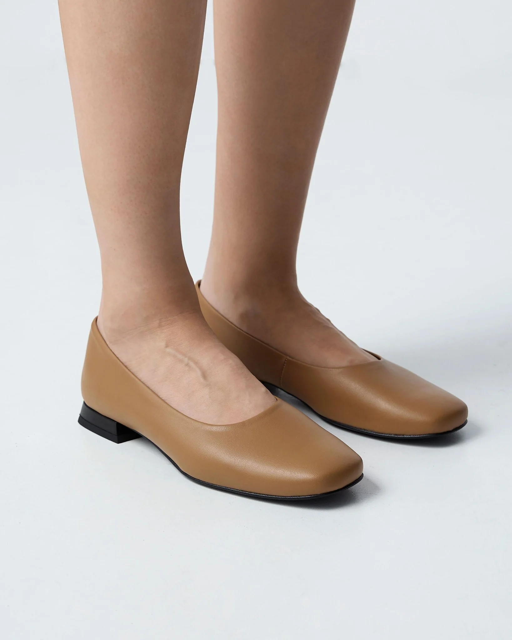 Carmel Diana Pumps beige ballerinas with a square-cut shape - Image 8