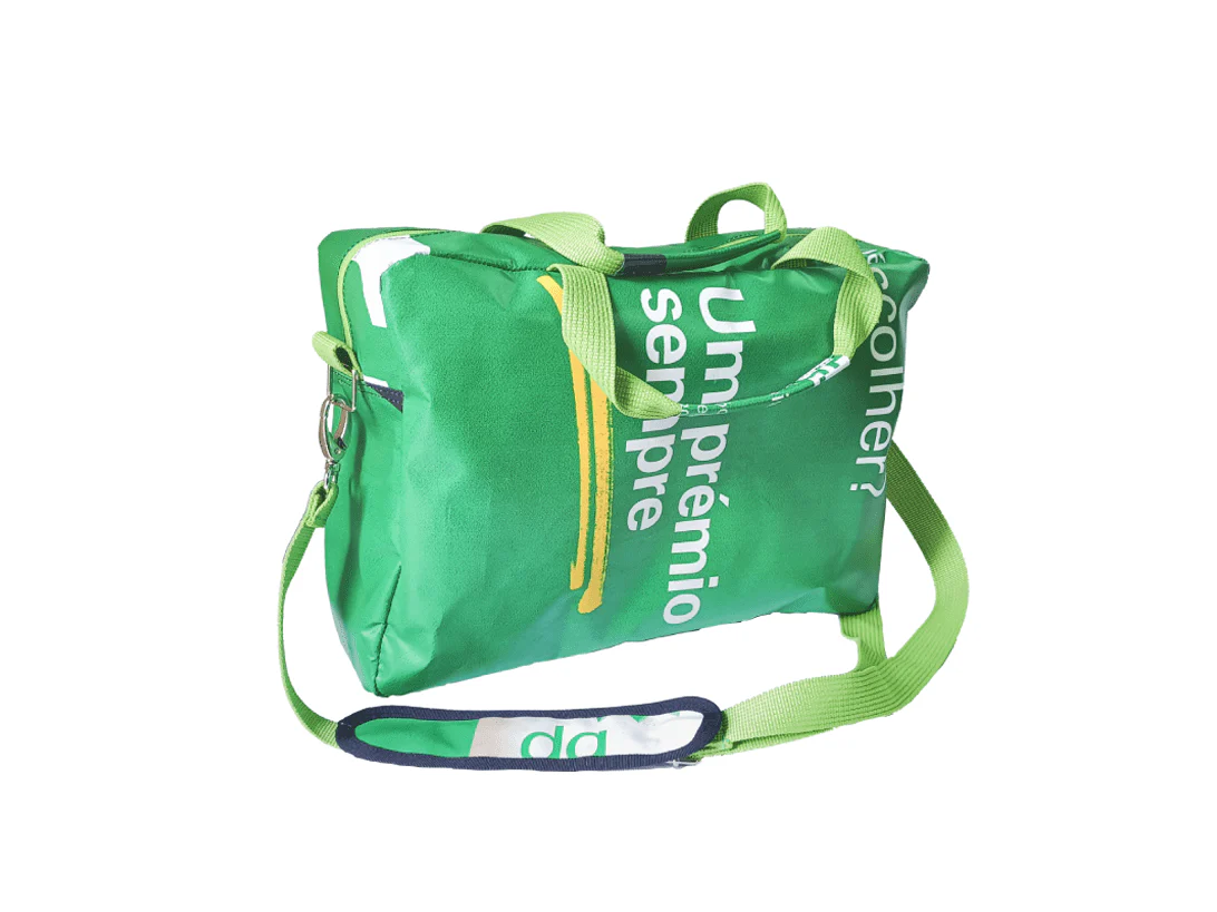 computer bag pet food package green with grey cat - Image 2