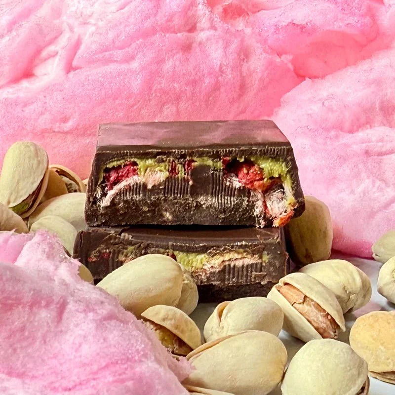 Cotton Candy Angel Hair Dubai chocolate plant based, vegan Bar. 90g - Image 3
