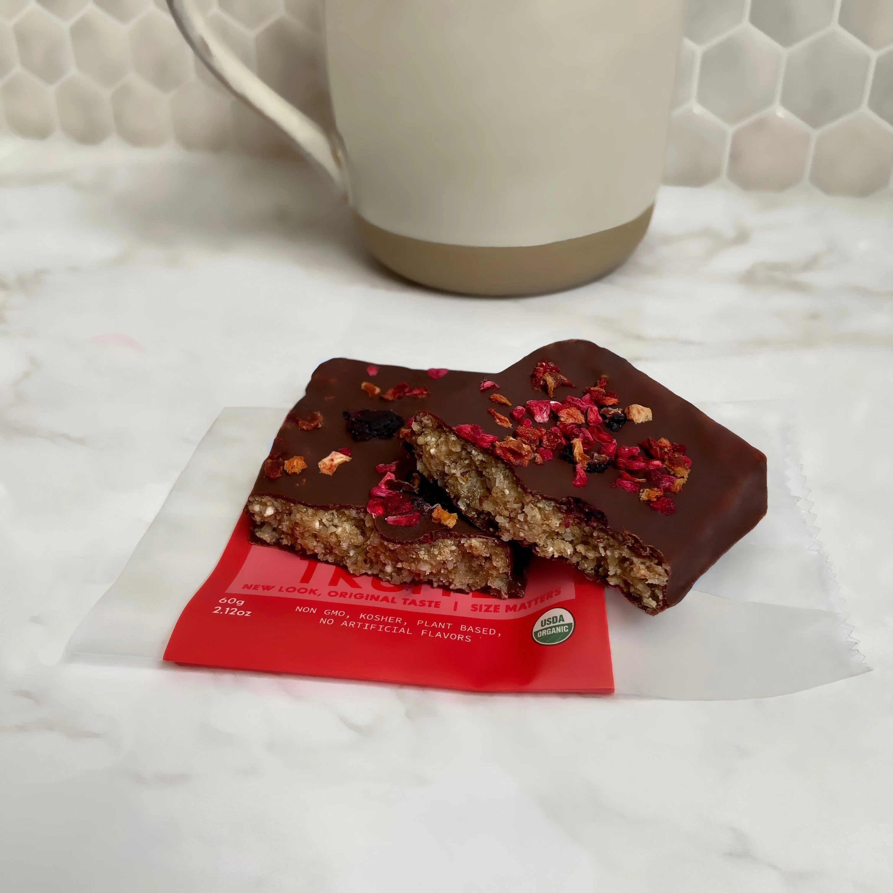 Dark Chocolate Truffle Mixed Berry nutritional Protein bars - Image 5