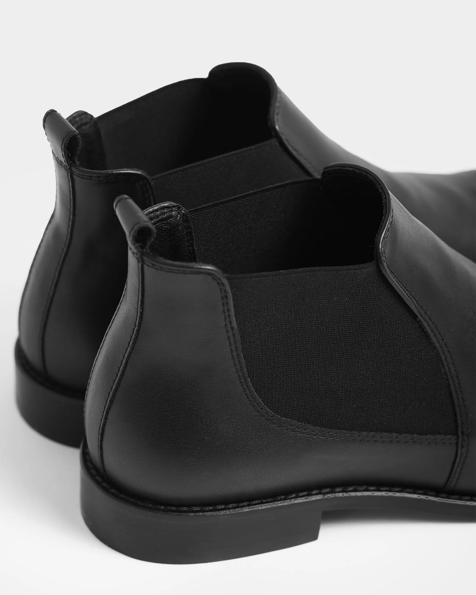 Dean Chelsea Boots made of vegan grape leather - Image 3