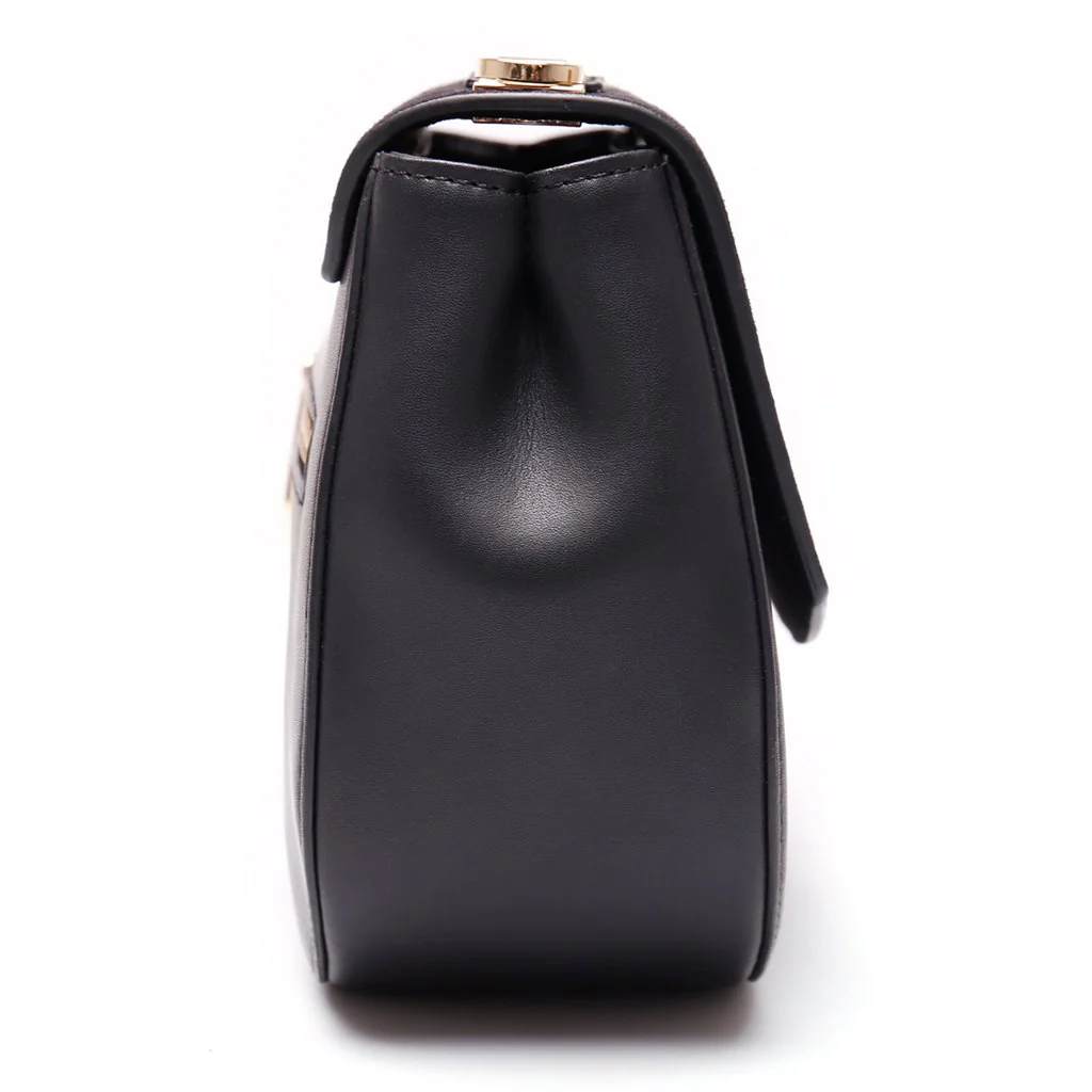 Doshi Saddle Bag - Vegan Display Piece - Image 8
