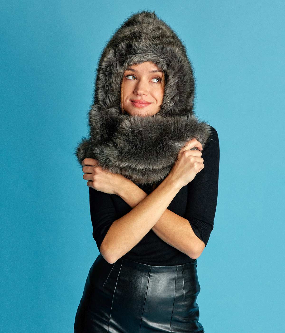 Suzon Intense Grey Vegan Fur Hooded Scarf - Image 2