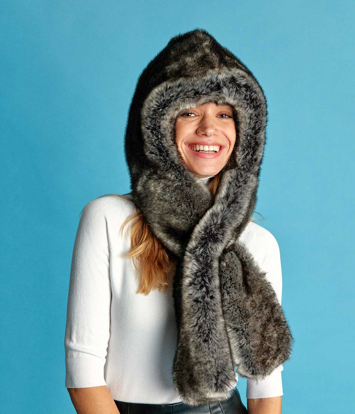 Suzon Polar Grey Vegan Fur Hooded Scarf - Image 3