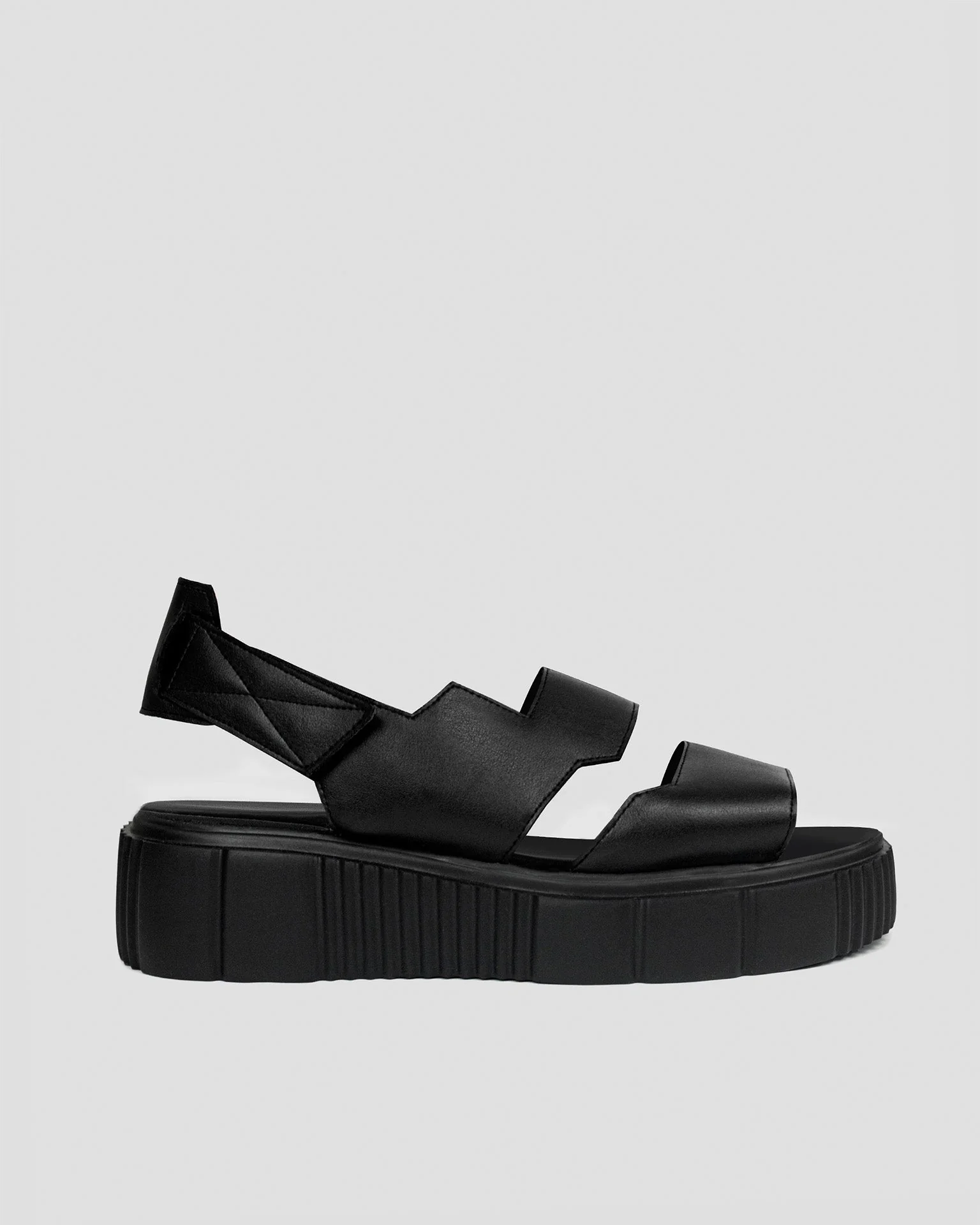 Edgy Sandals made of cactus leather Desserto® - Image 2