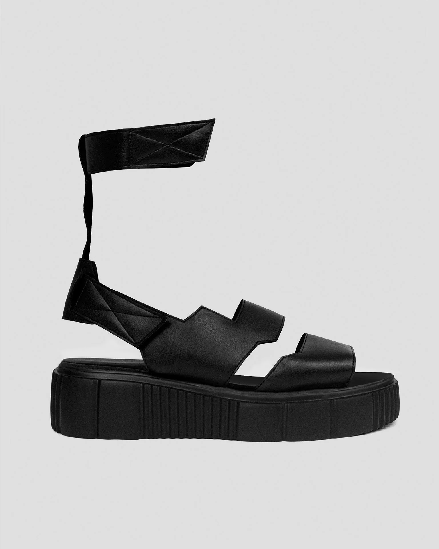Edgy Sandals made of cactus leather Desserto® - Image 3