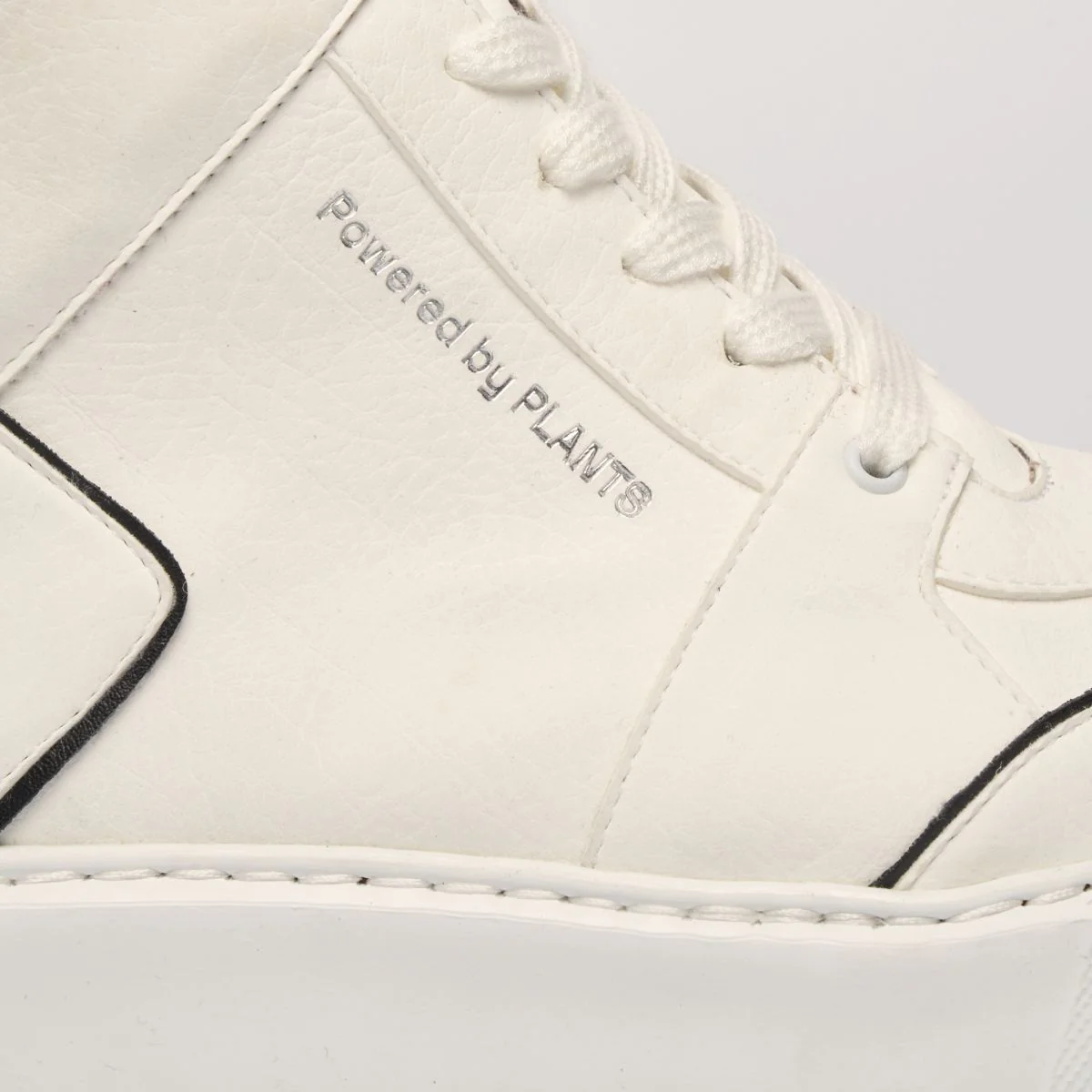 EMI plant-based sneakers – black&white - Image 3