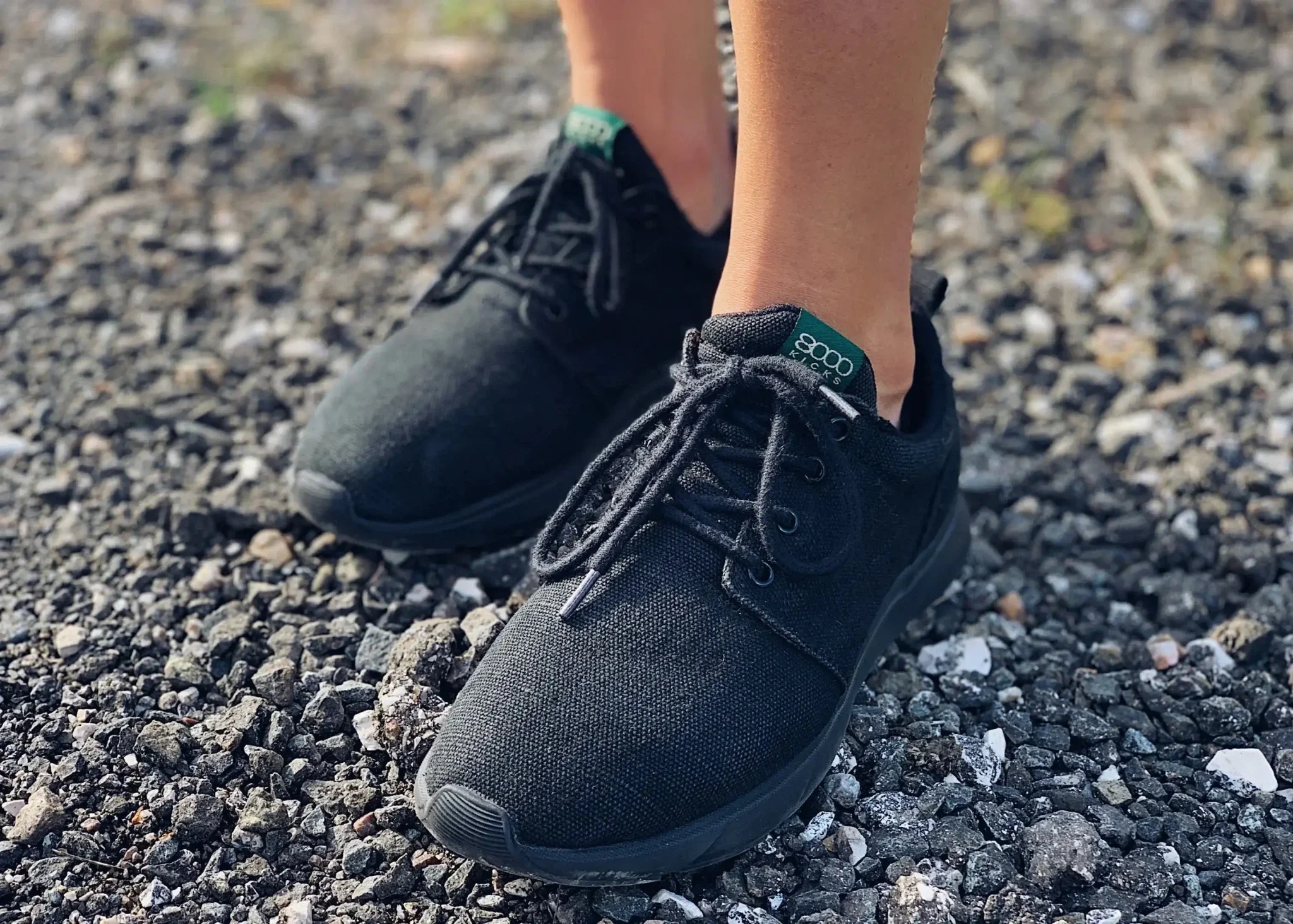 Explorer V2 for Women Full Black - Image 6