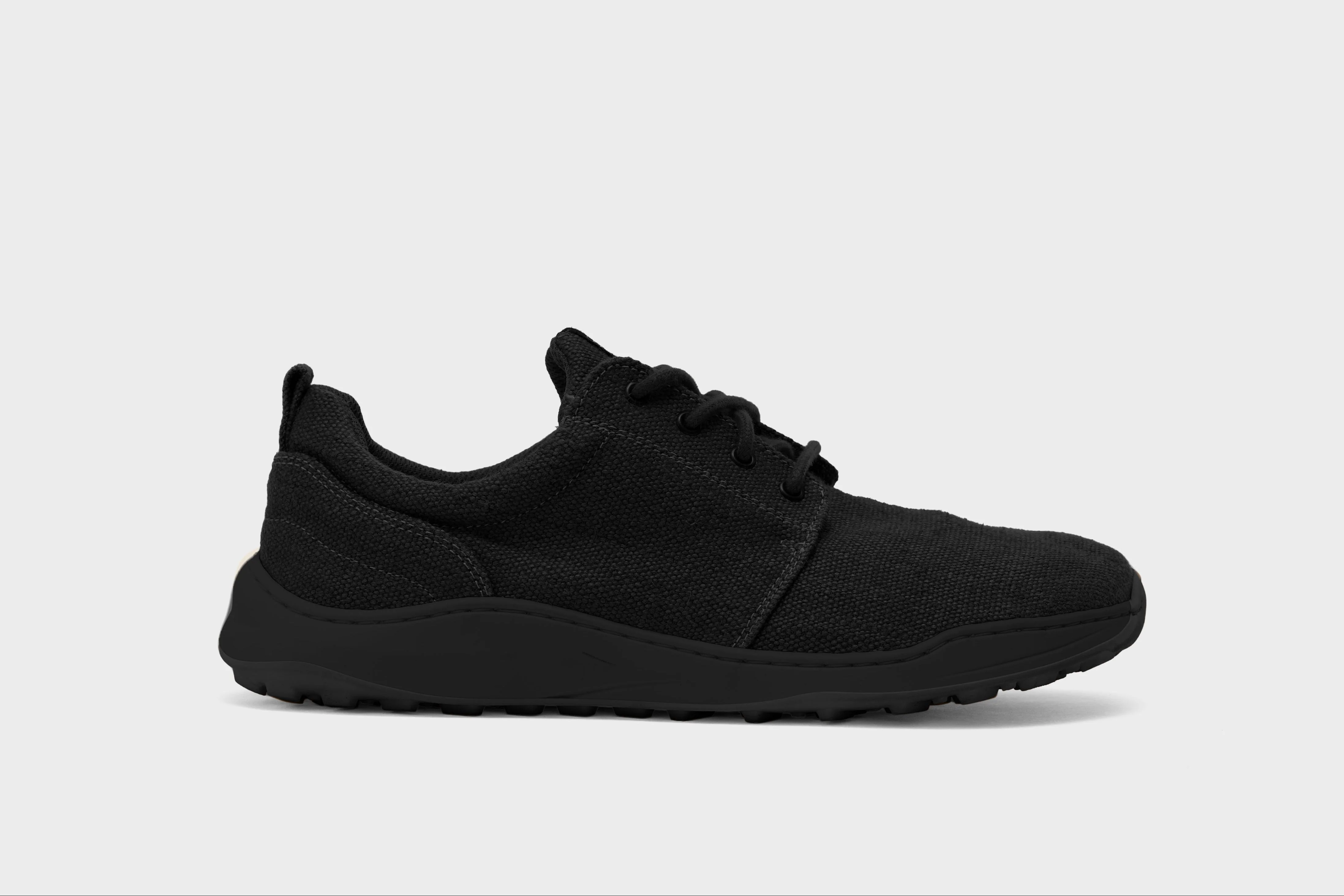 Explorer Wide Toebox for Men in Full Black