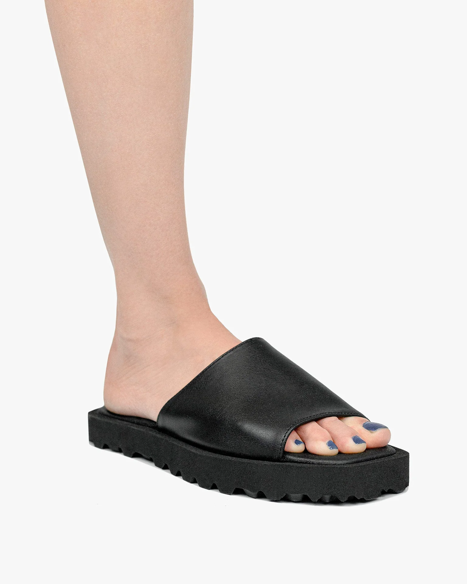 Flat Slides Nopal made of cactus leather Desserto® - Image 4