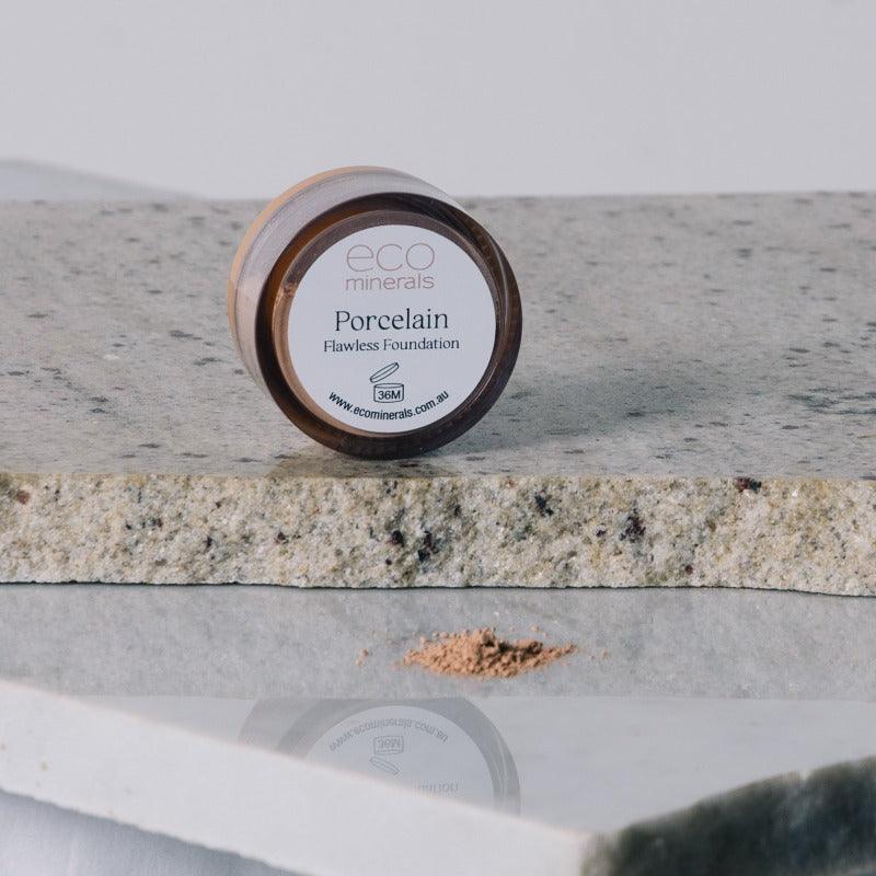 Flawless Matte Mineral Foundation - Image 5