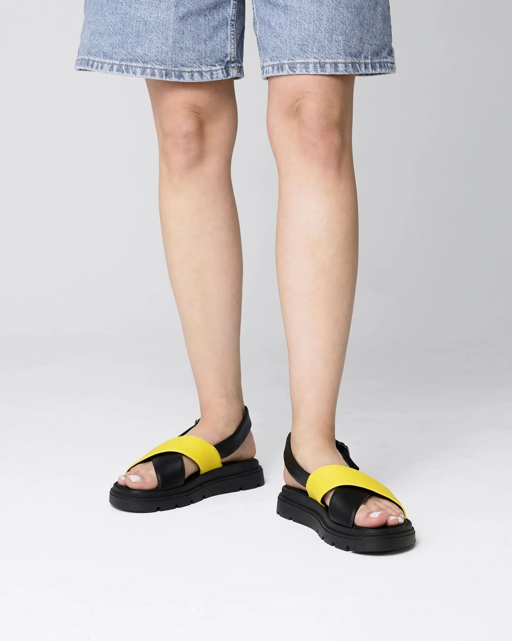 Glare Sandals Lemon made of vegan corn leather - Image 7