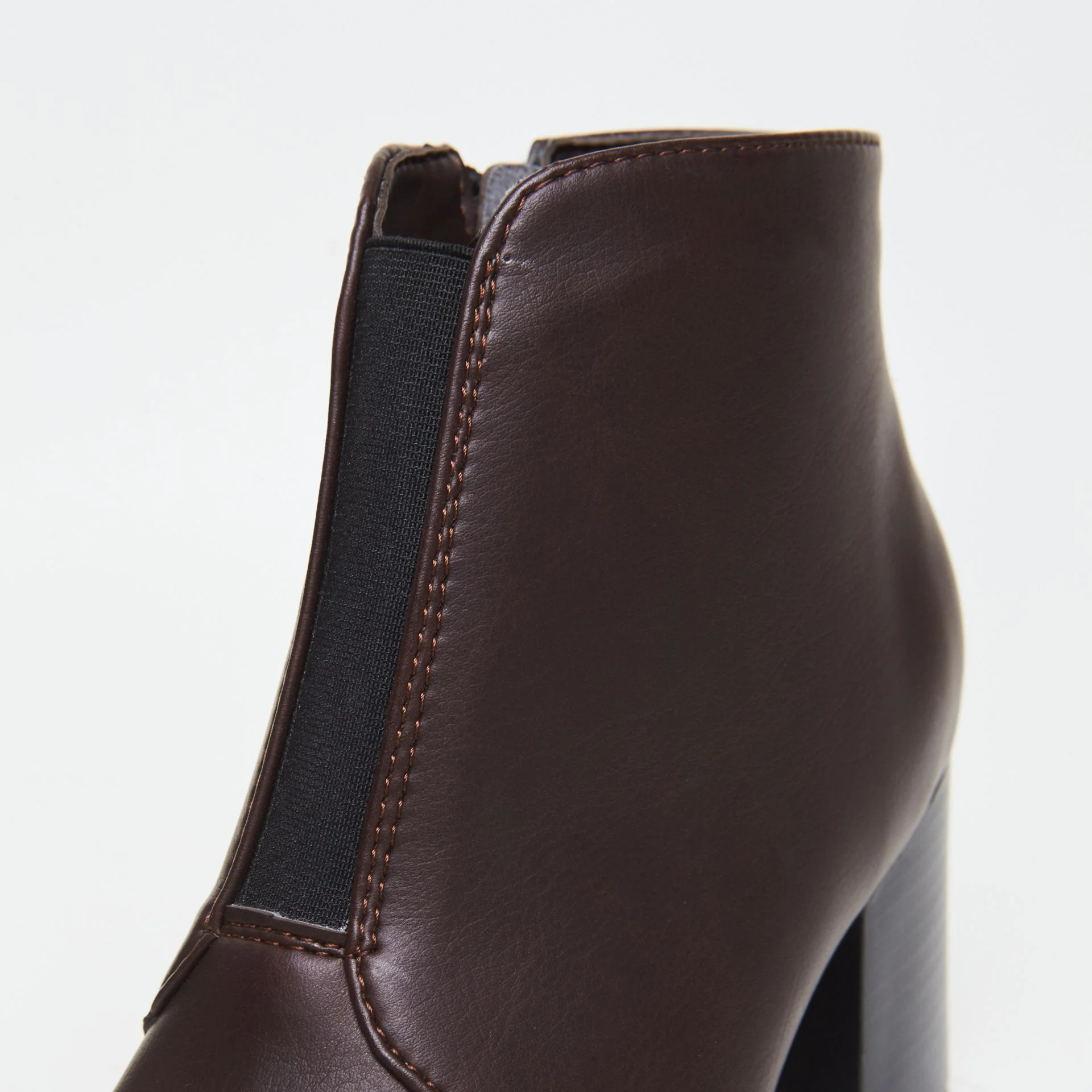 HANA plant based ankle boots – chocolate - Image 6