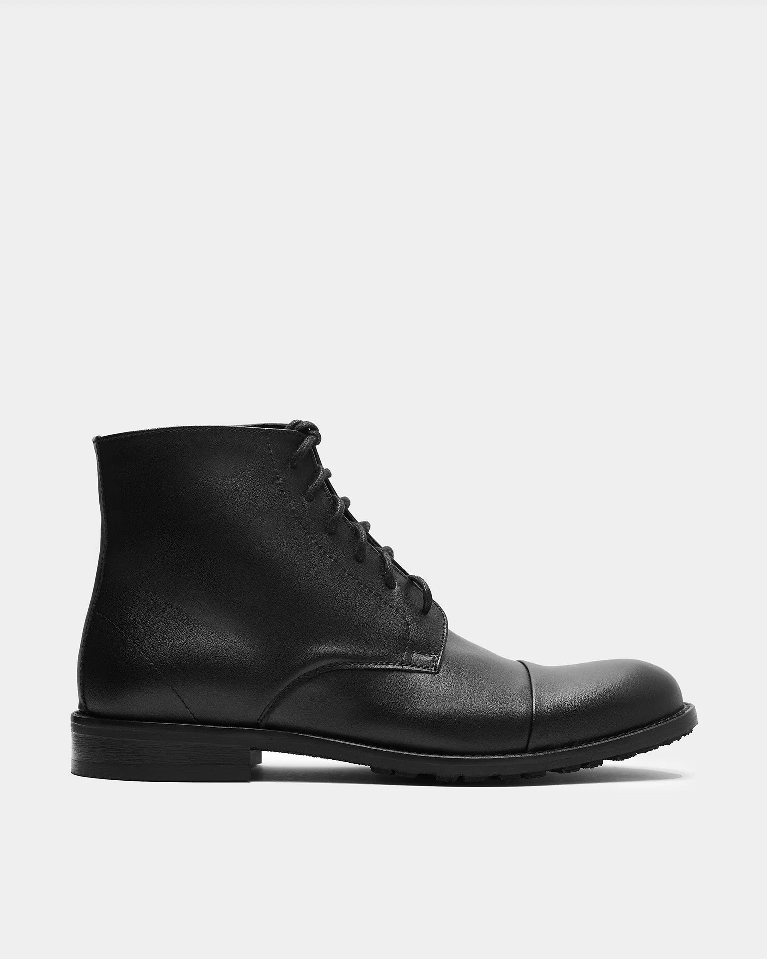 Laced-up Ankle Boots made of vegan corn leather - Image 8