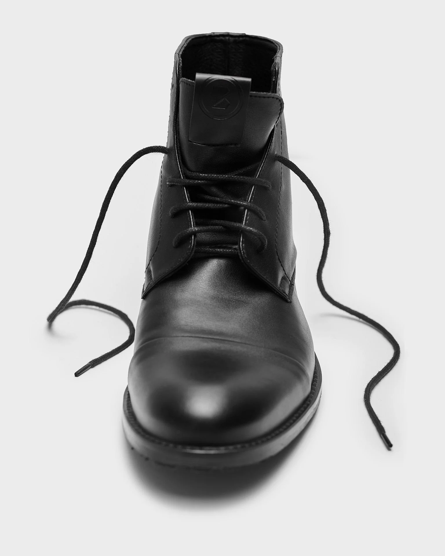 Laced-up Ankle Boots made of vegan corn leather - Image 4