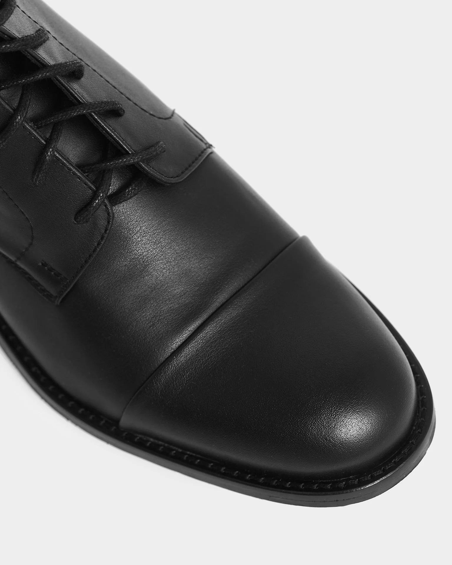 Laced-up Ankle Boots made of vegan corn leather - Image 5