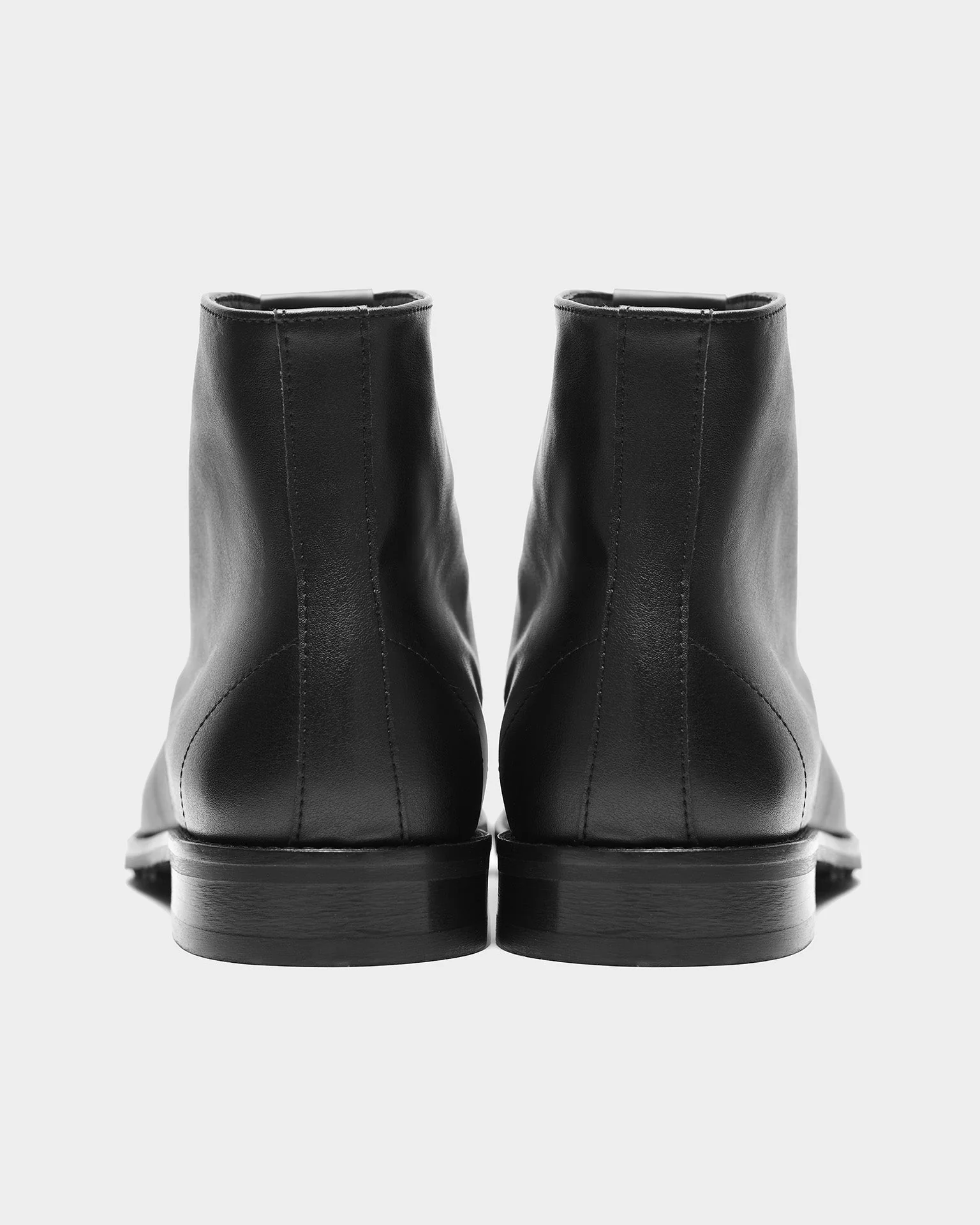Laced-up Ankle Boots made of vegan corn leather - Image 7