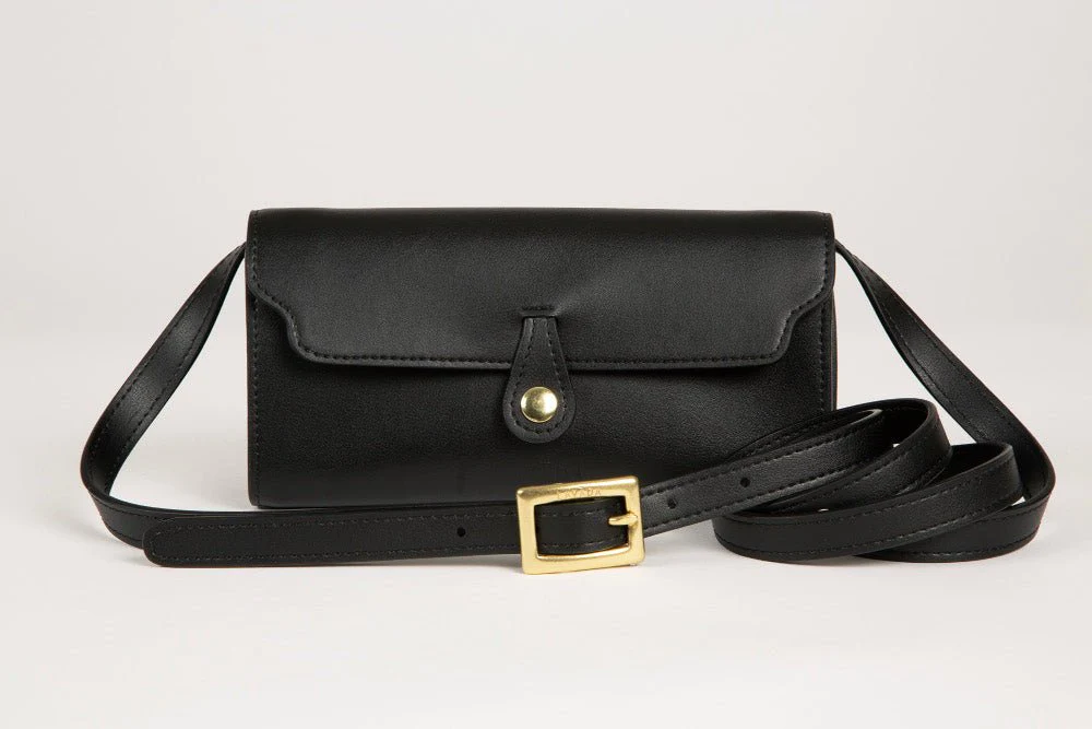 Lavāda Signature Crossbody Wallet Clutch in Black