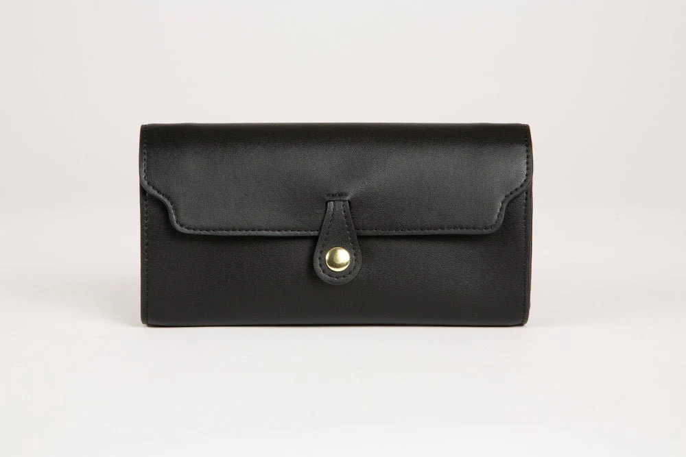 Lavāda Signature Crossbody Wallet Clutch in Black - Image 2