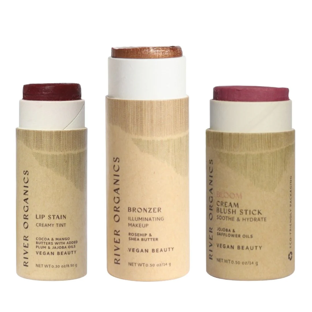 Lip + Highlighter + Blush Set - Image 13