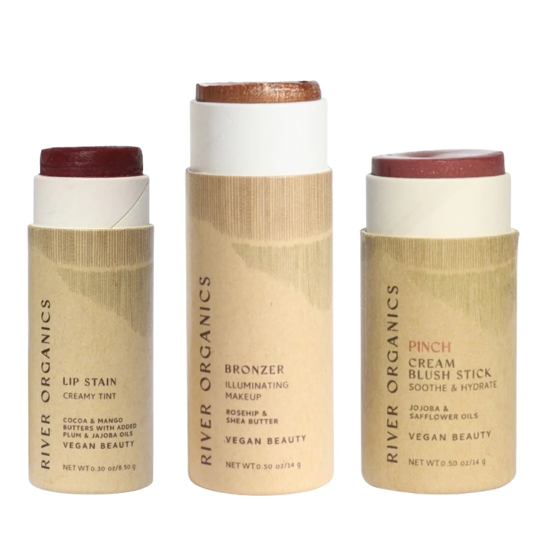 Lip + Highlighter + Blush Set - Image 15