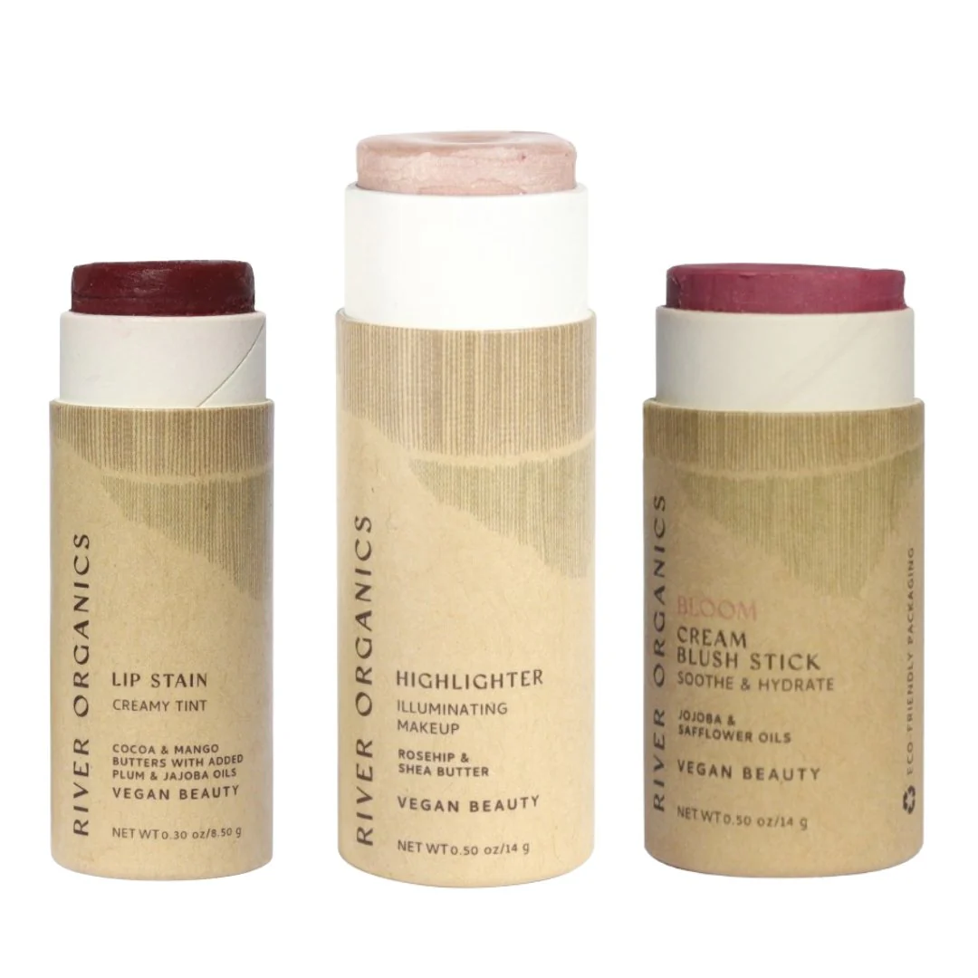 Lip + Highlighter + Blush Set - Image 17
