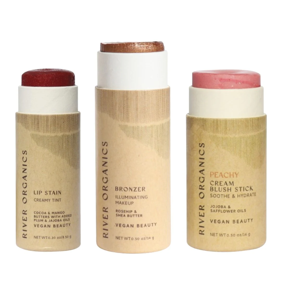 Lip + Highlighter + Blush Set - Image 8