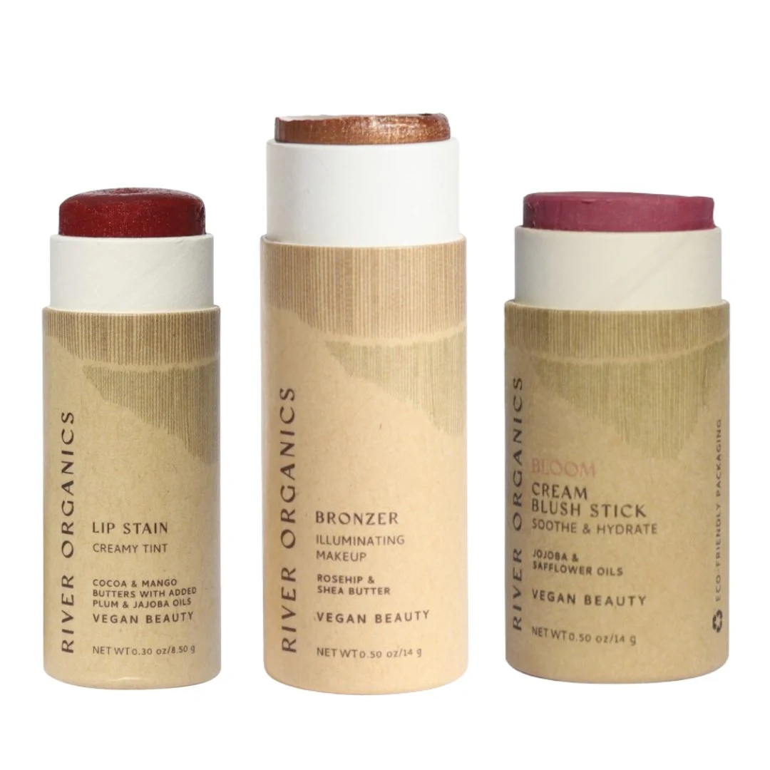 Lip + Highlighter + Blush Set - Image 9