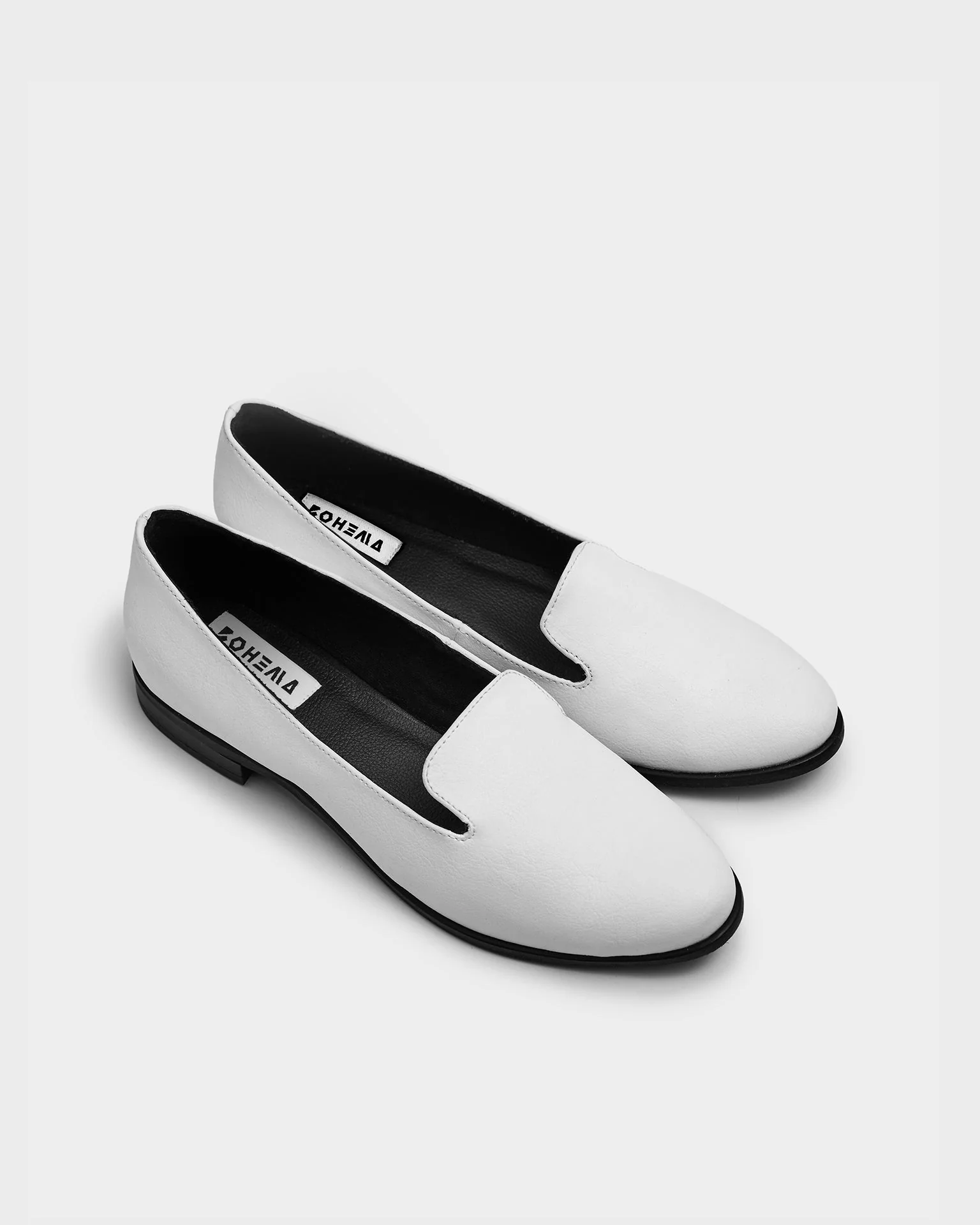 Lords White Loafers made of grape leather Vegea - Image 2