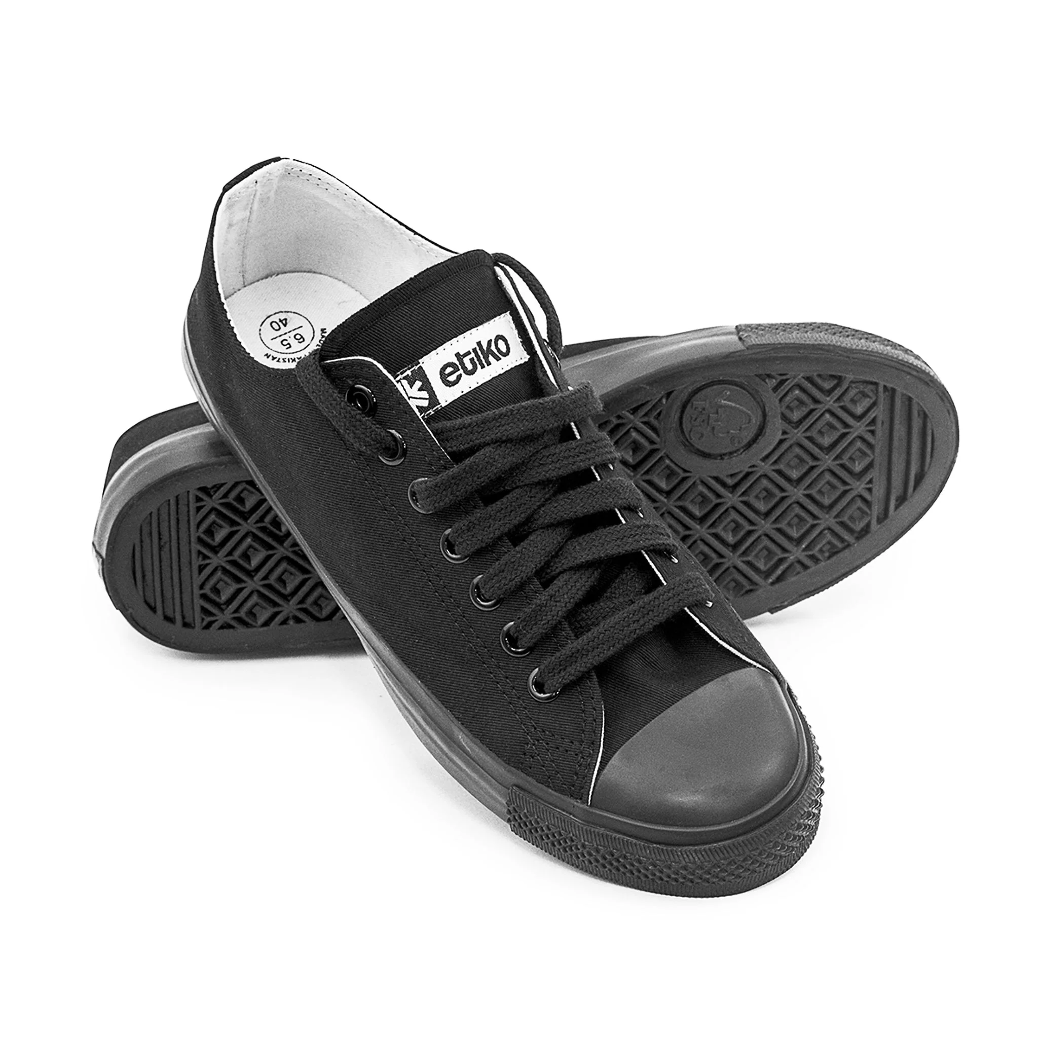 Low Cut Sneakers, All Black - Image 6