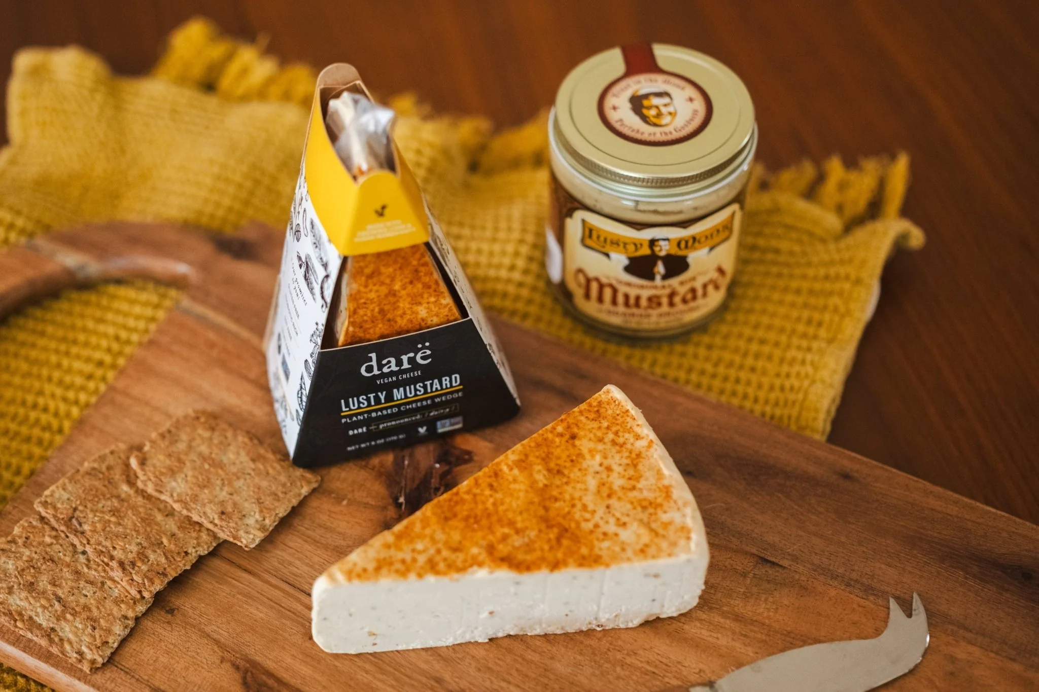 Lusty Mustard Wedge - Image 2