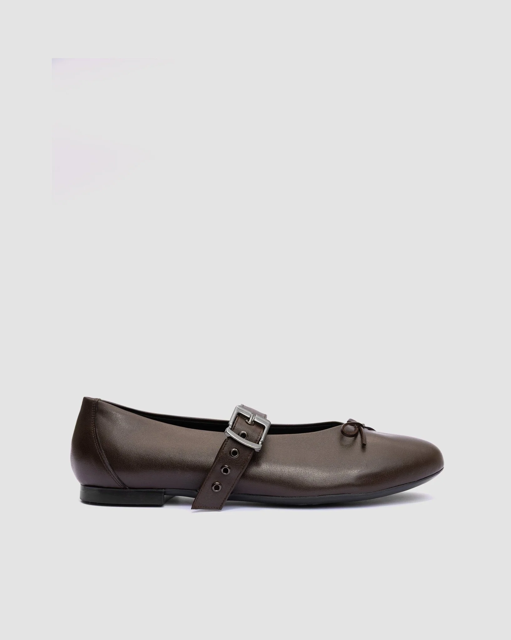 Mara Pumps chocolate ballet flats with a strap - Image 5