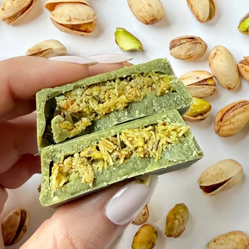 MATCHA DUBAI CHOCOLATE KNAFEH PISTACHIO BAR. 2.37oz/90g - Image 4