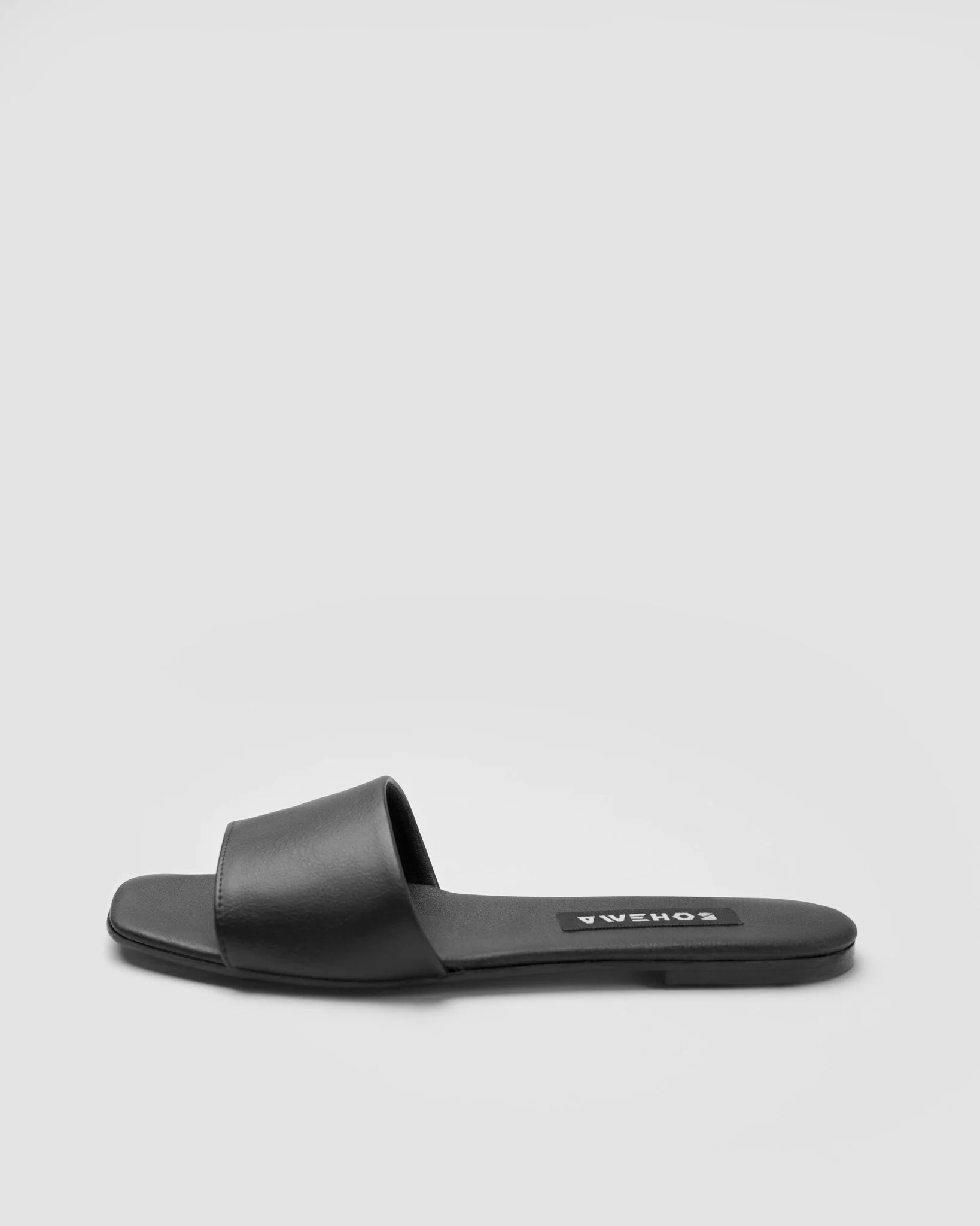 Mellow Slides Black vegan slides made of corn leather - Image 2