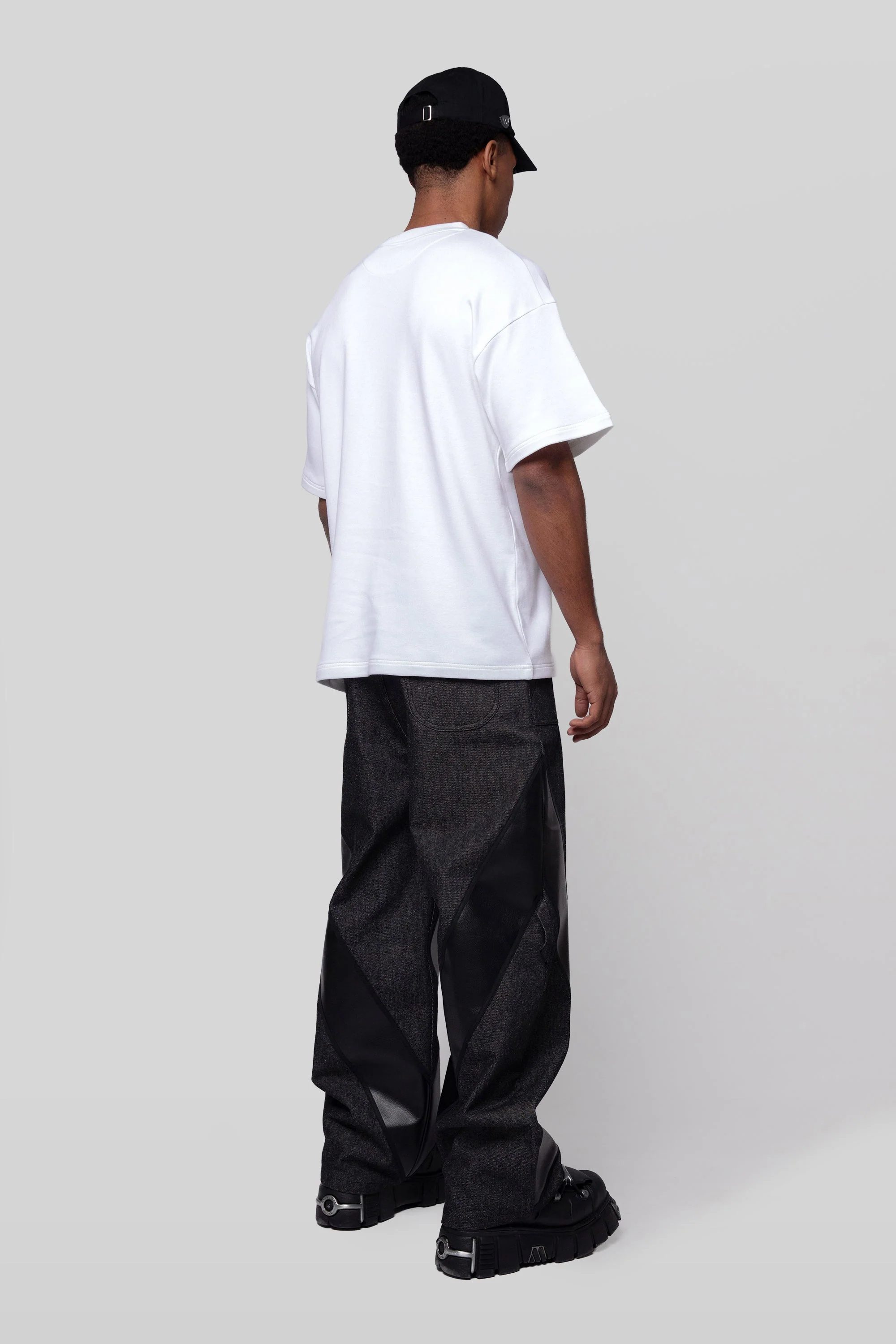 Men's Lineage Tee - Image 12