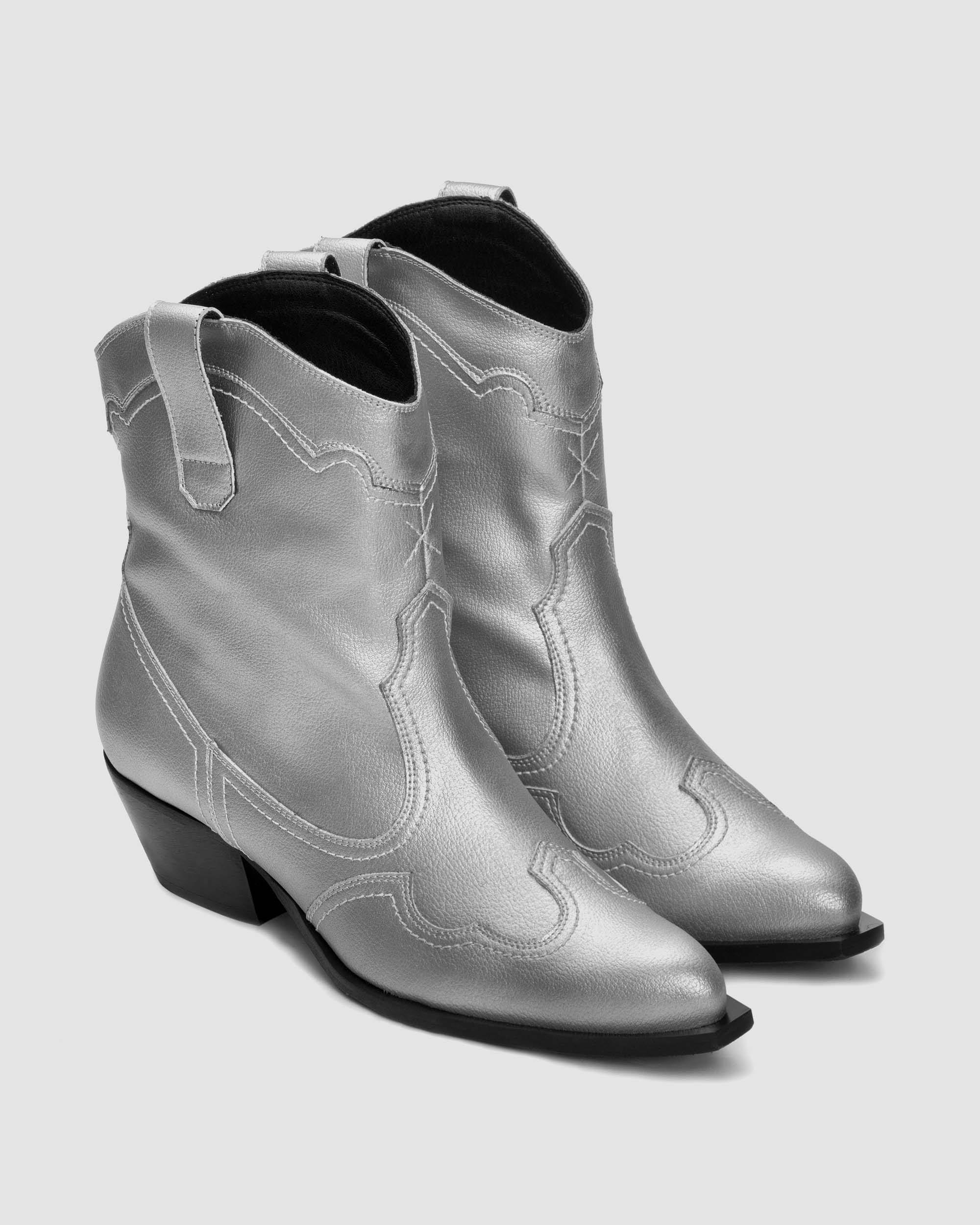 Metallic stitchy cowboy boots - Image 2