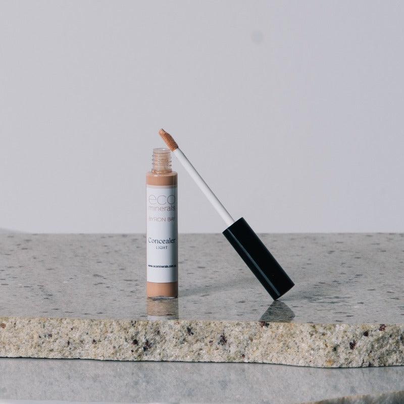 Mineral Concealer - Image 2