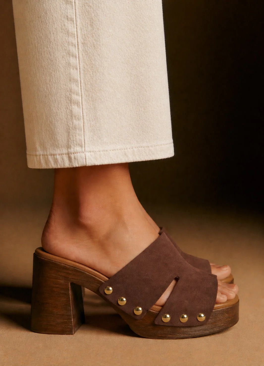 Oxi Clog Sandals - Image 6