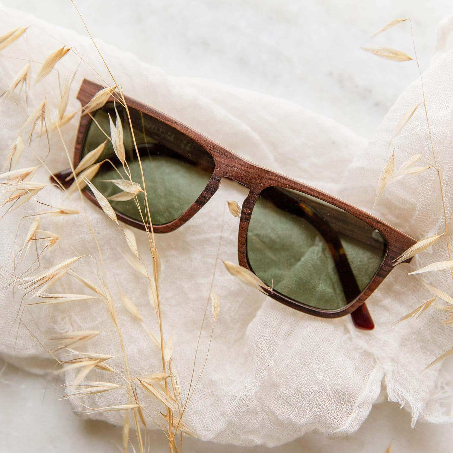 Palau - Wooden Sunglasses - Image 4