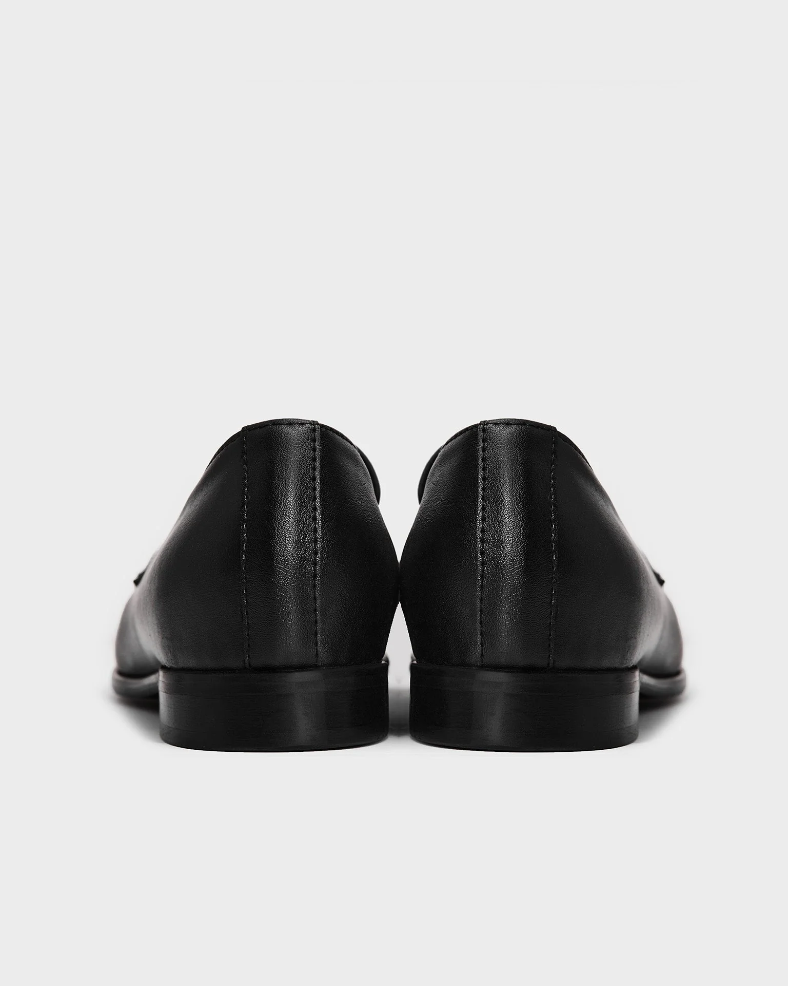 Penny Loafers made of grape leather Vegea - Image 5