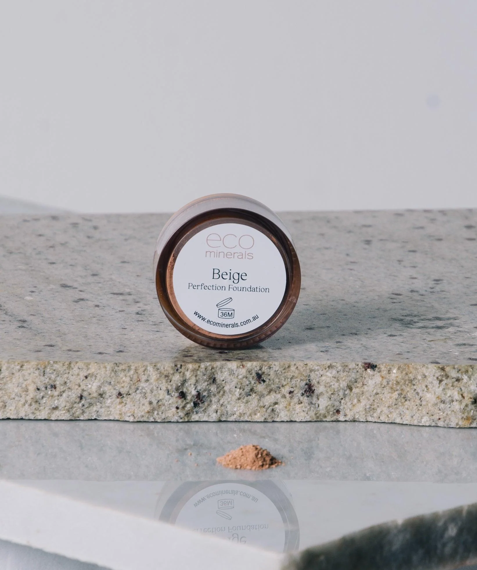 Perfection Dewy Mineral Foundation - Image 11