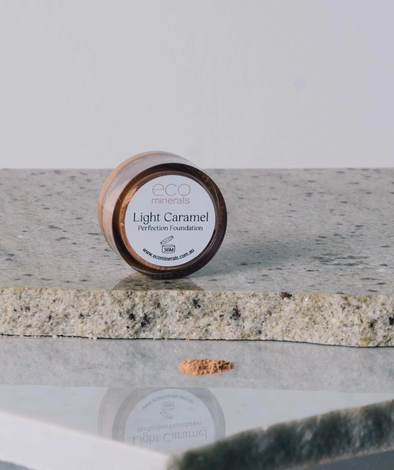 Perfection Dewy Mineral Foundation - Image 6